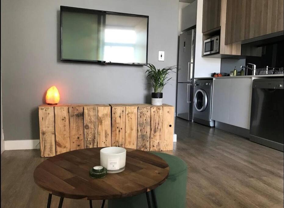 Stunning Studio Apartment In Cbd Cape Town Bagian luar foto